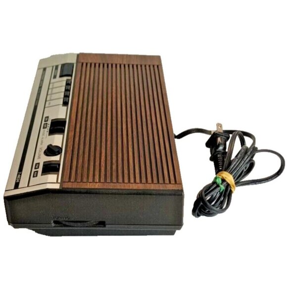 Vintage General Electric AM/FM Alarm Clock/Radio Model 7-4634B Woodgrain Working - Picture 5 of 6